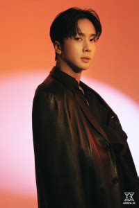 kim won shik age|Ravi (rapper) .